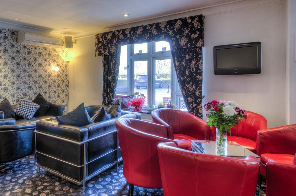Flexistay Reading West Aparthotel - With Communal Kitchen Use Exterior foto